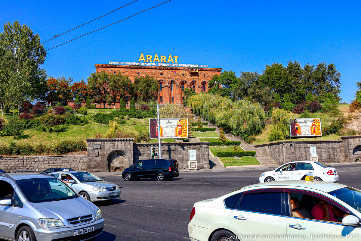 Мцхета кура и арагви. Зевс древняя греция. Ахтала канатная дорога. Дебед армения. Бодбийский монастырь святой нино.
