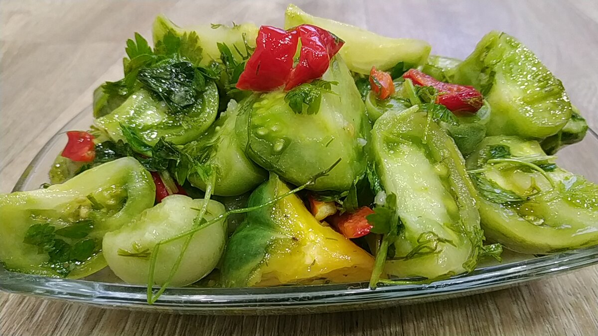 Рецепт салата из зеленых помидор быстрого приготовления | Как приготовить на горыныч45.рф