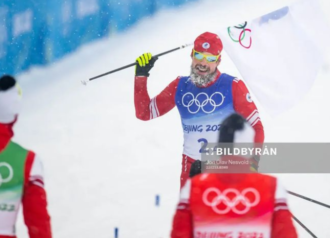 Сергей Устюгов финишировал с флагом