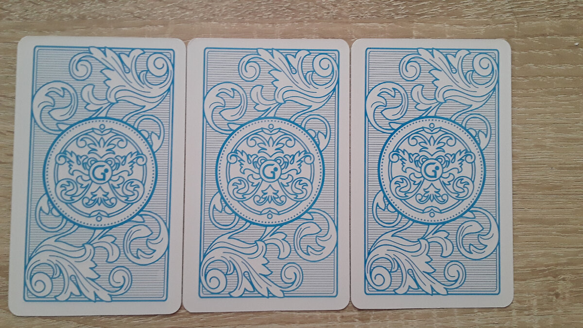 Выберите 1 карту и читайте описание ниже.