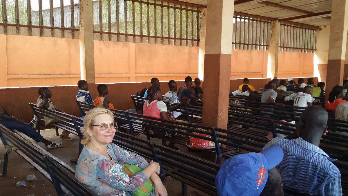 Автостанция, г.Уаигуйя, Буркина-Фасо, 30.05.2017.