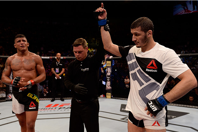 Объявление результатов боя Гилберт Бернс vs Рашид Магомедов