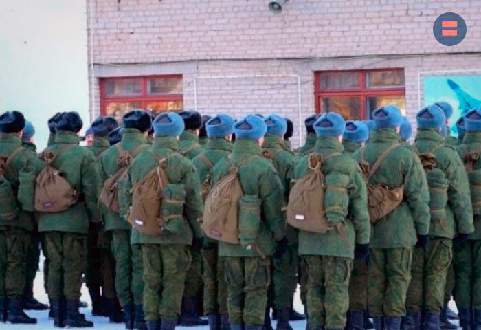 Кто из граждан имеет право на бронь, а кто - на отсрочку от мобилизации