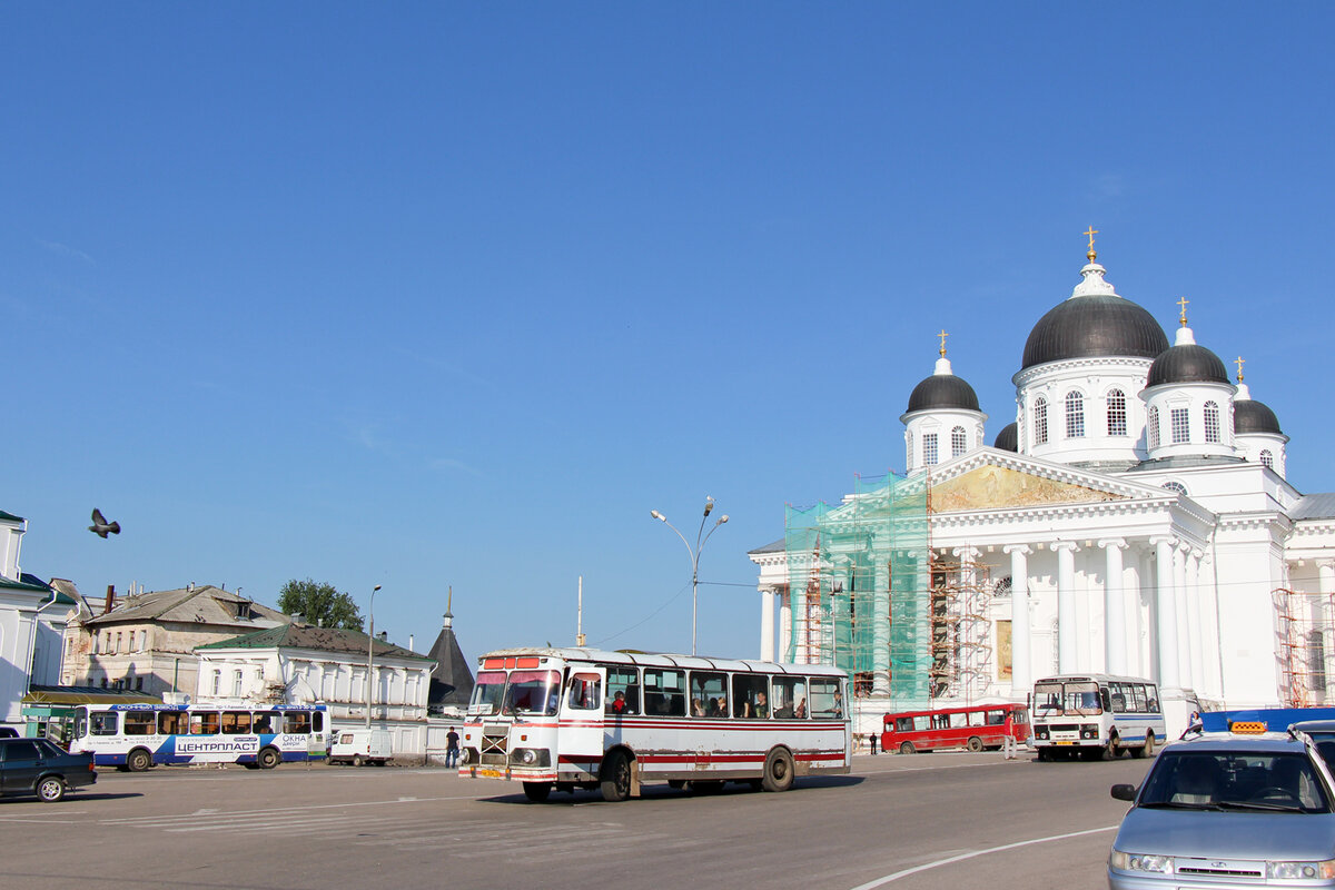 Из воспоминаний. Последний город, в котором массово работали автобусы  ЛиАЗ-677 | Колесо транспортного обозрения | Дзен