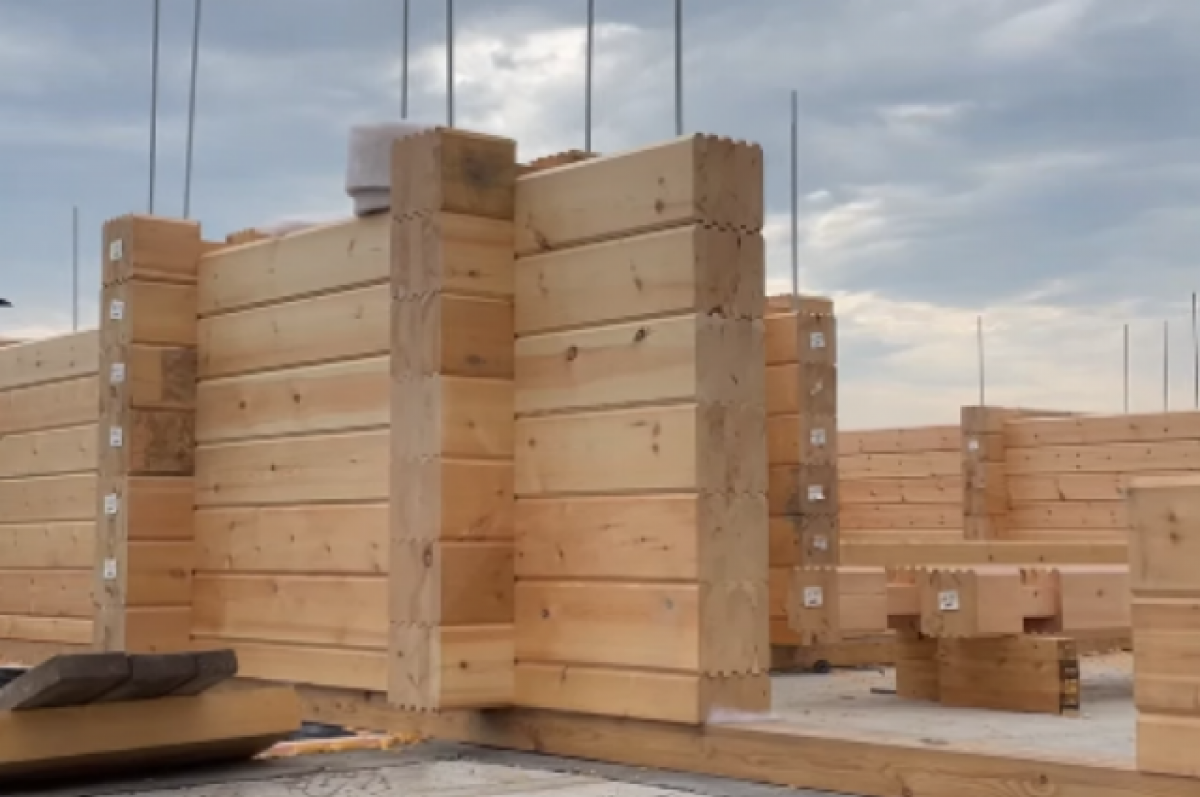    В Красноярске на Стрелке приступили к возведению стен храма Иоакима и Анны