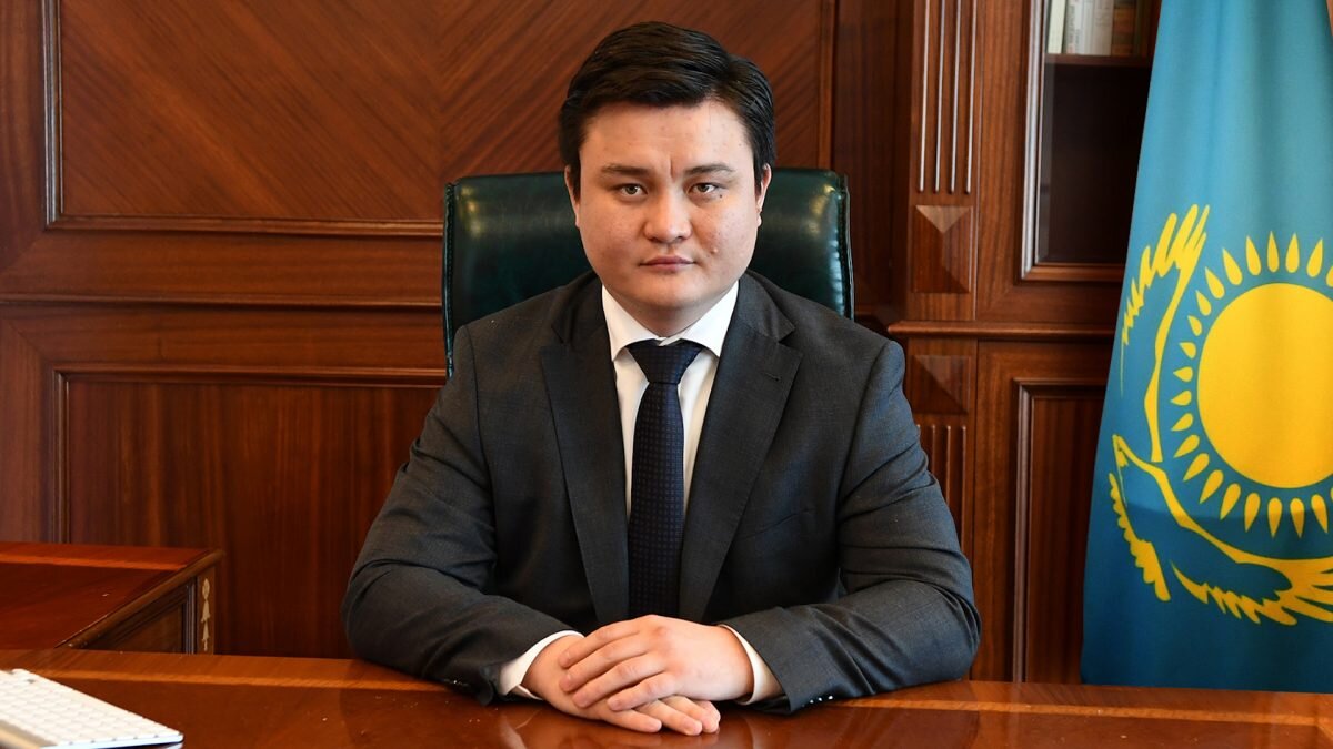    Фото: Gov.kz Август Макаров