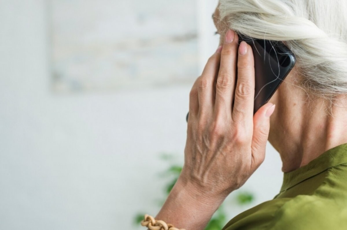    В Алатыре соцработница спасла 81-летнюю пенсионерку от аферистов