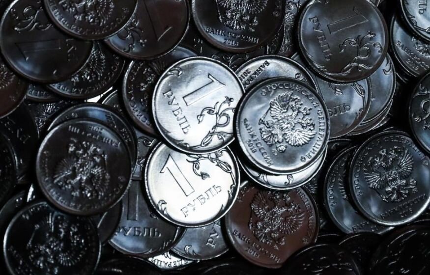    США допустили отправку военных на Украину. Рубль продолжил падать: главное к утру среды