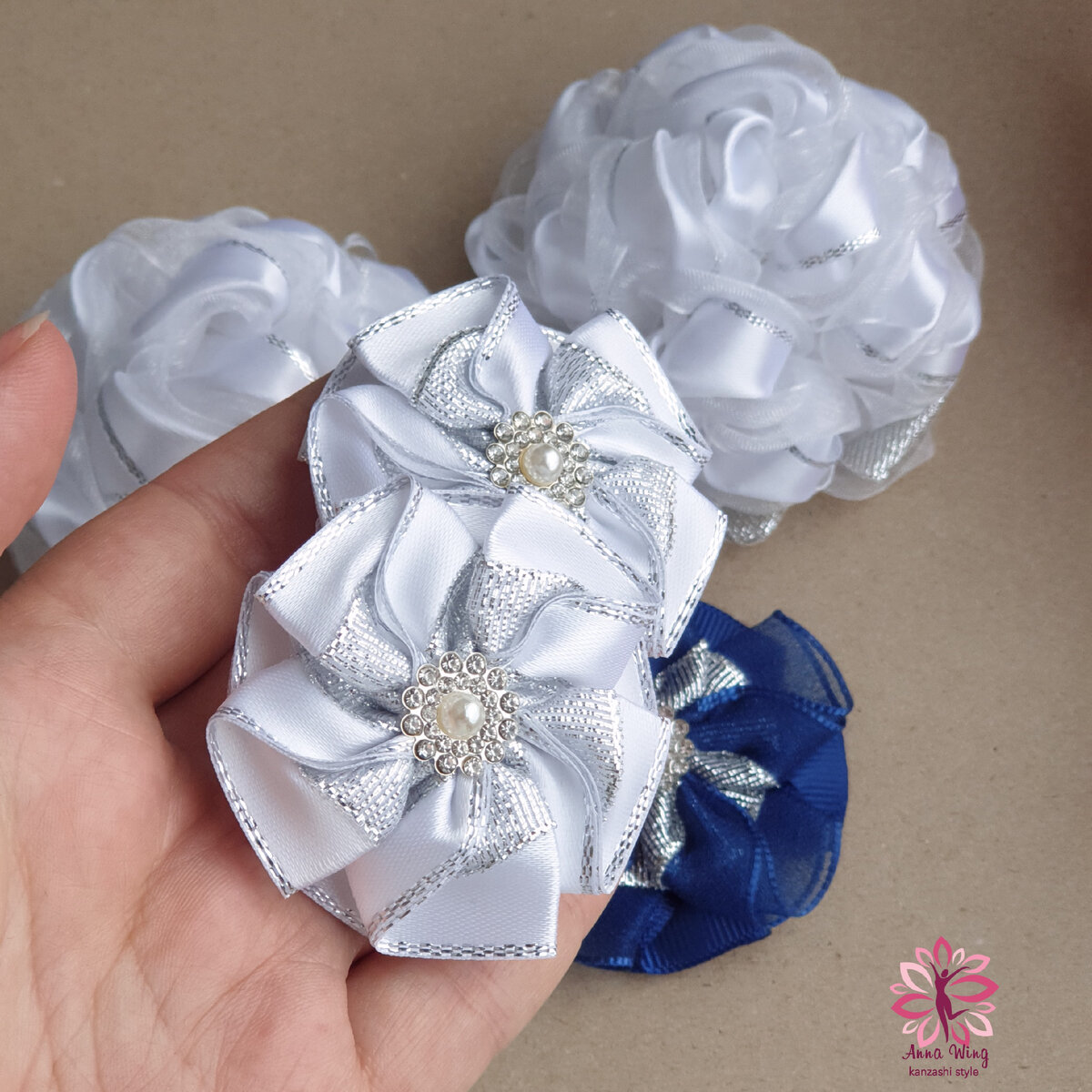 https://vk.com/annawingbows