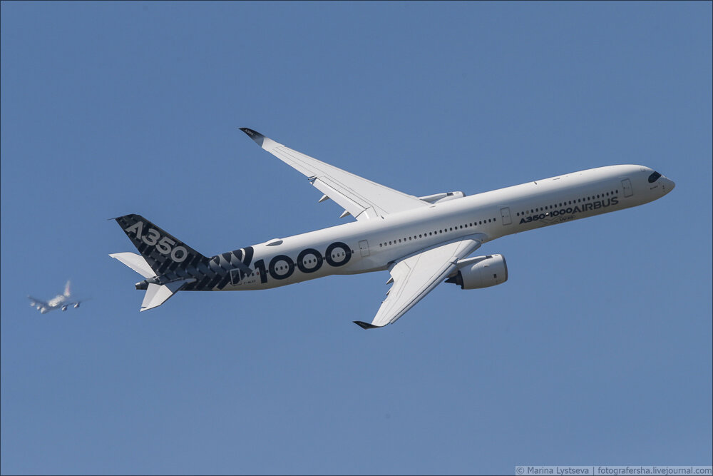 Airbus A350-1000