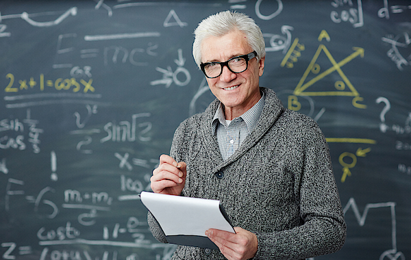 Преподавание - это призвание часто на всю жизнь, до глубокой старости