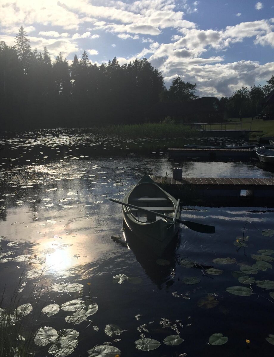 Озеро Ридели. Предположительно на этом озере рыбачил Виктор Цой