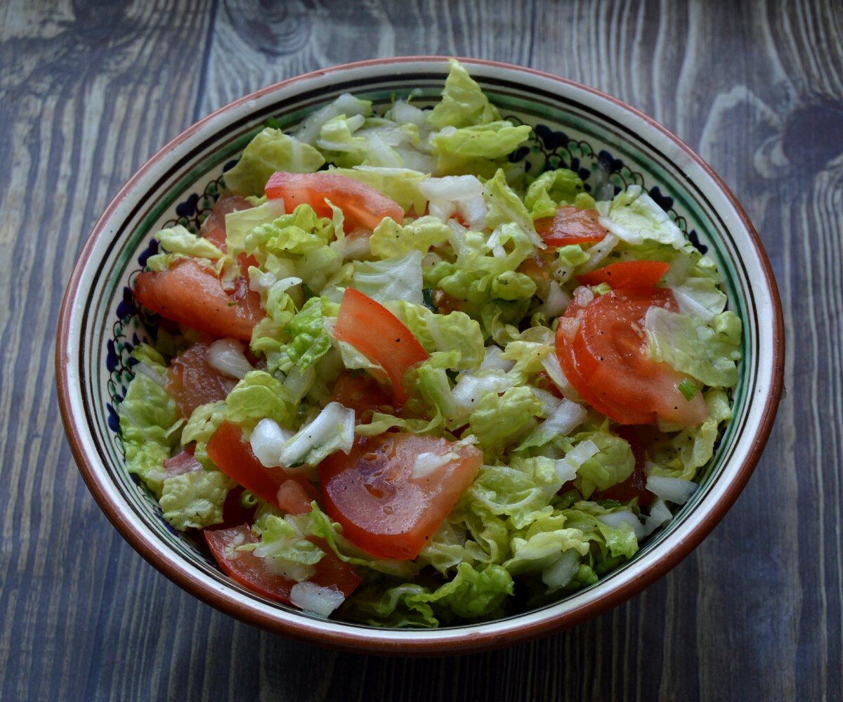 Салат из пекинской капусты