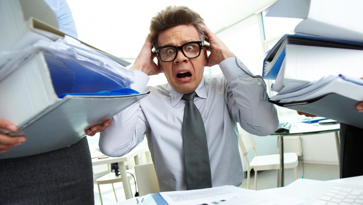 Одни отчёты, а работать когда?   