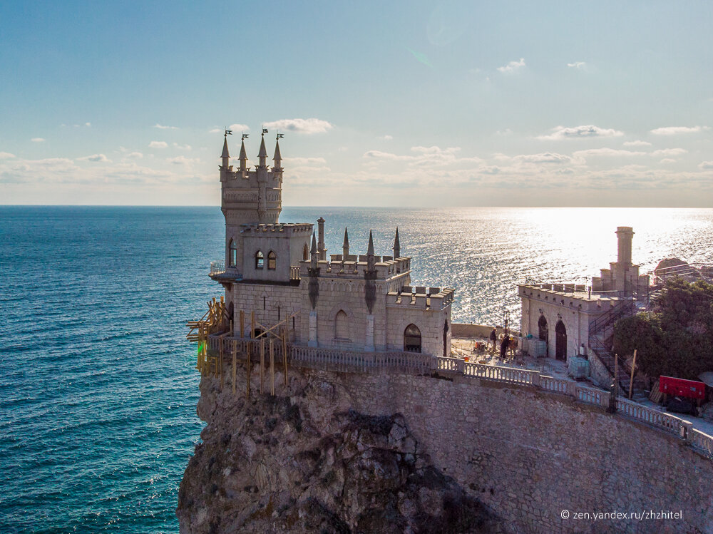 Алупкинский дворец Ласточкино гнездо