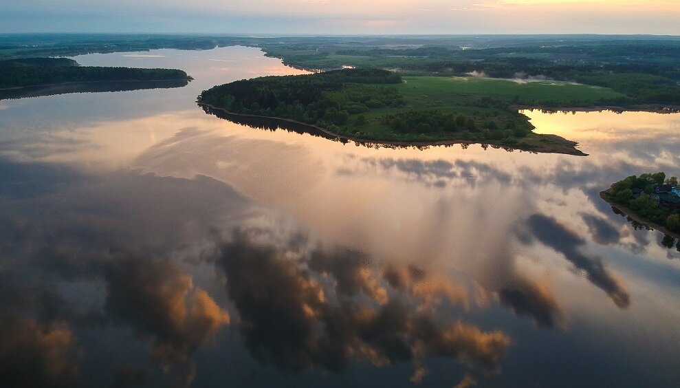 Озернинское водохранилище    (Фото pilothub.ru)