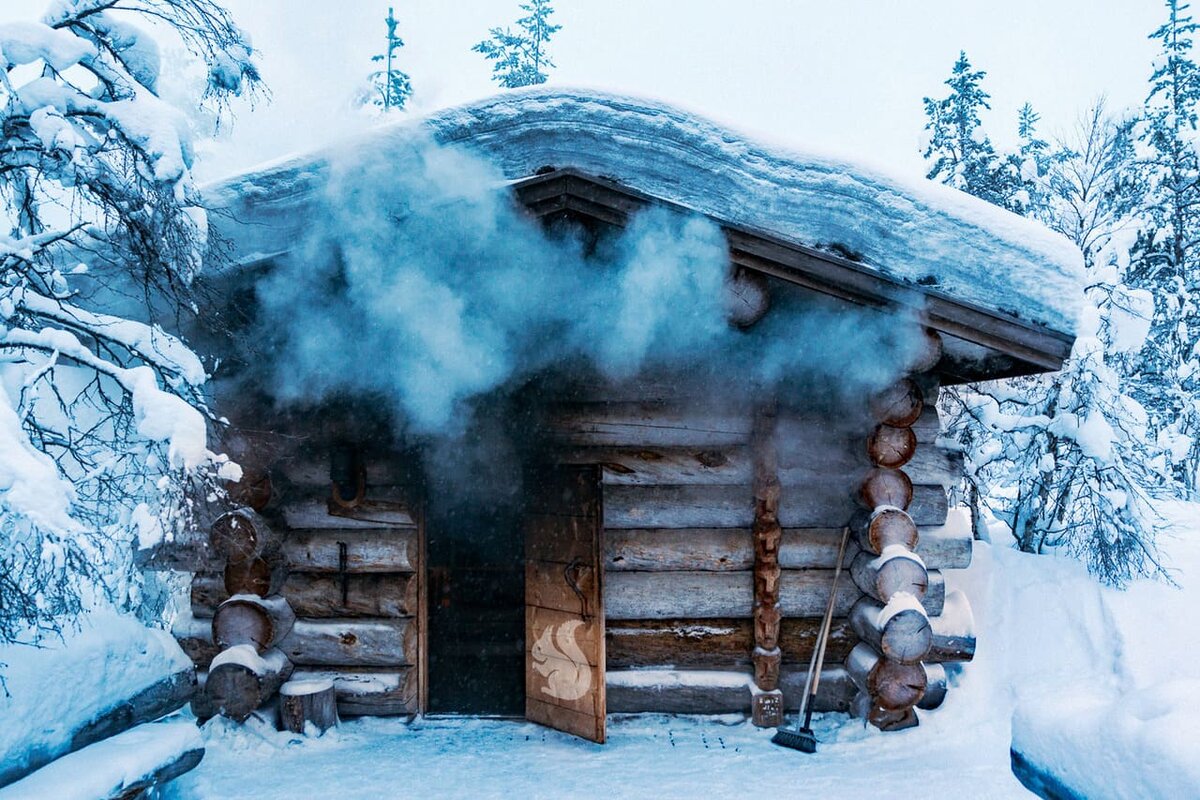 Избушка баня лес Карелия зима