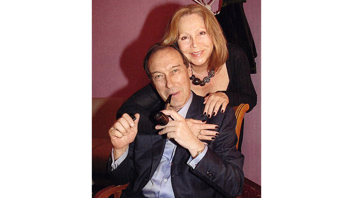 Олег янковский фото с женой в молодости