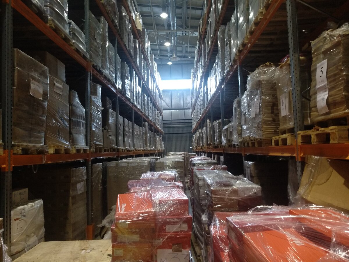 Разбираем грузы клиентов. Героизм на работе!