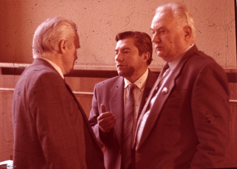 Валерый Ціхіня, Аляксей Камай і Анатоль Малафееў, 1991 год, www.vytoki.net 
