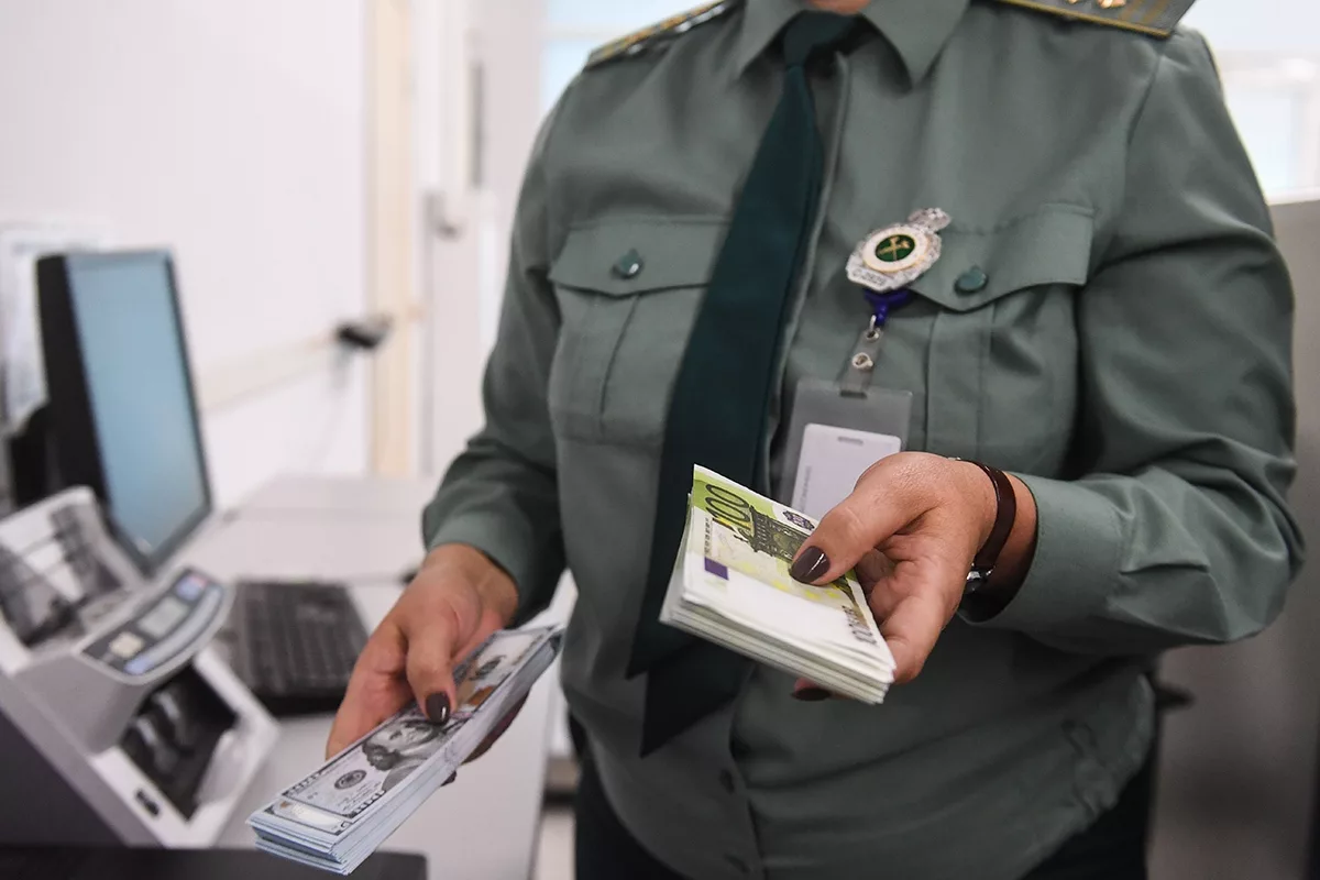 Декларирование наличных