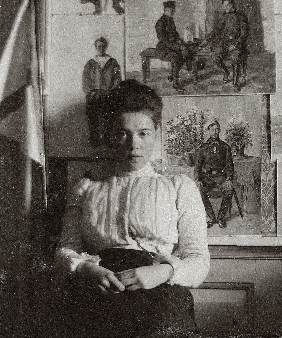 в.к. Ольга. Мне больше нравятся её неофициальные фото. Она здесь такая, как есть на самом деле (мое мнение)