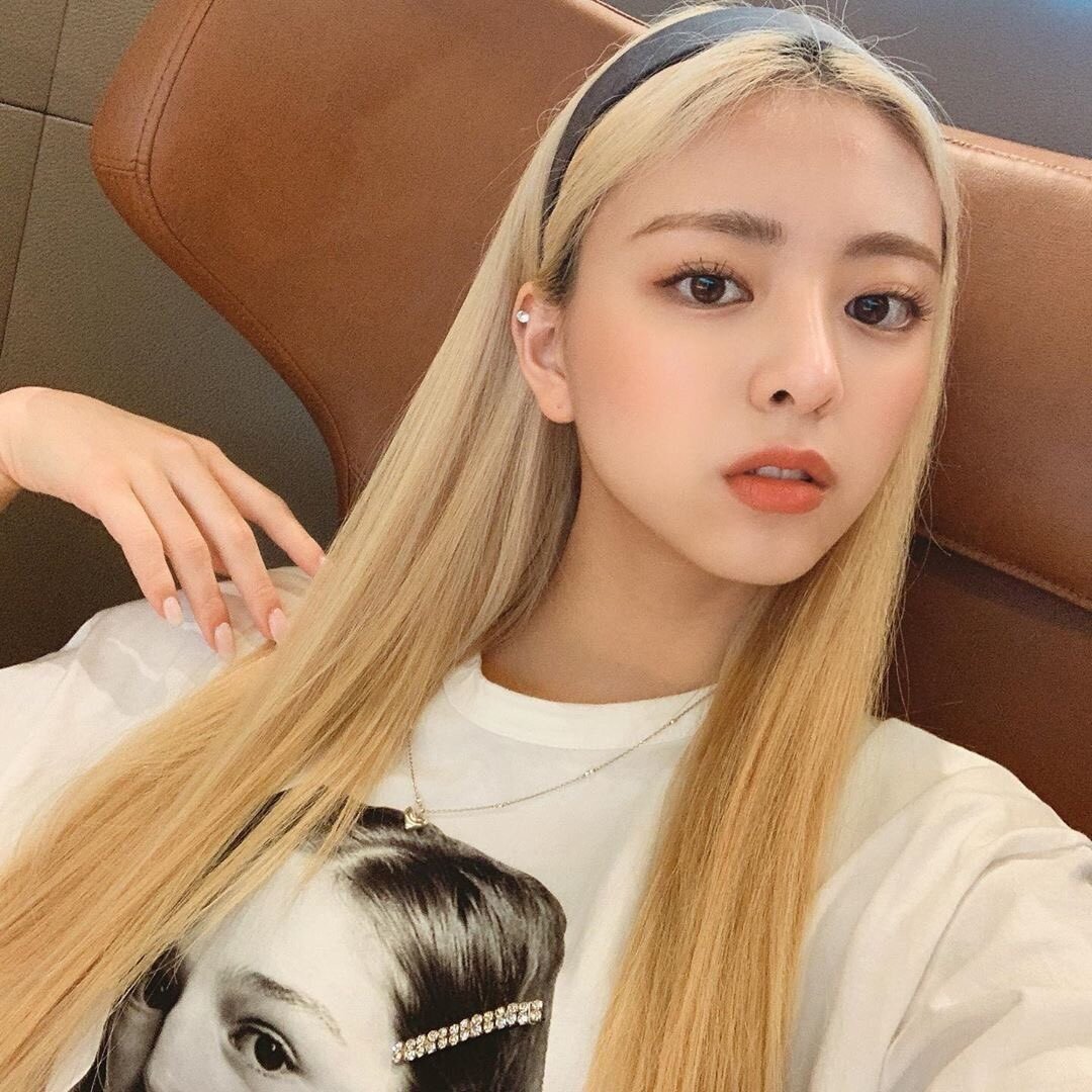 Юна (Yuna) из ITZY 