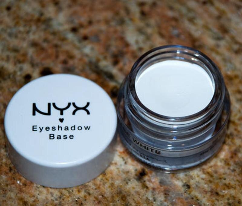 Кремовая белая база от NYX