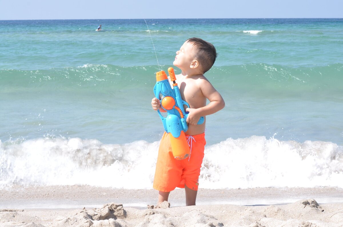 Пляж Майами. Координаты 45.380066, 32.511216.