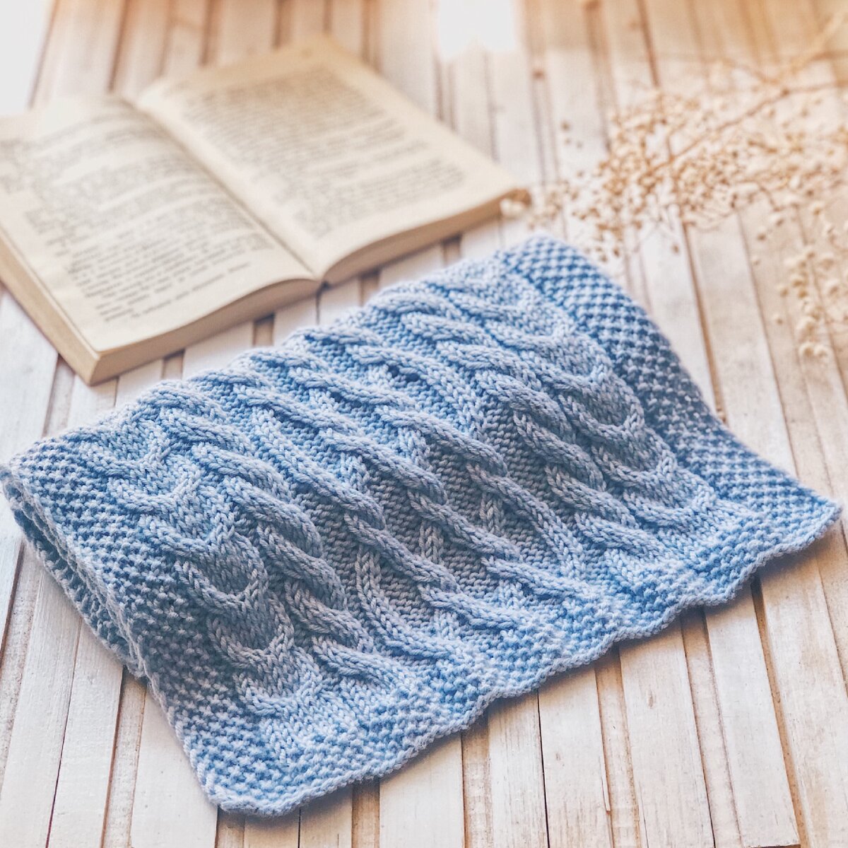 Вот такой шарф я вязала для сына подруги 