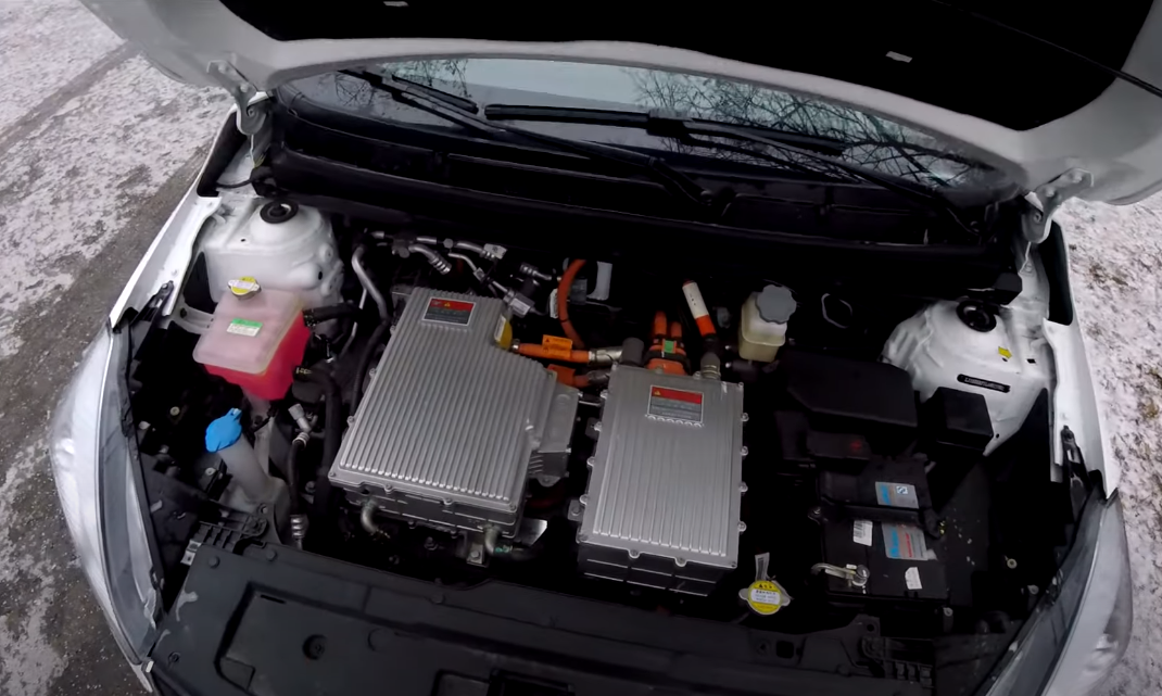 JAC iev7s - подкапотное пространство