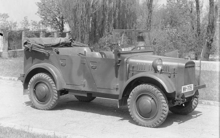 Фото BMW 325 с открытого источника