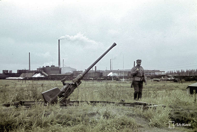 40-мм зенитная пушка 3-го полка в районе металлургического завода Oy Vuoksenniska Ab.