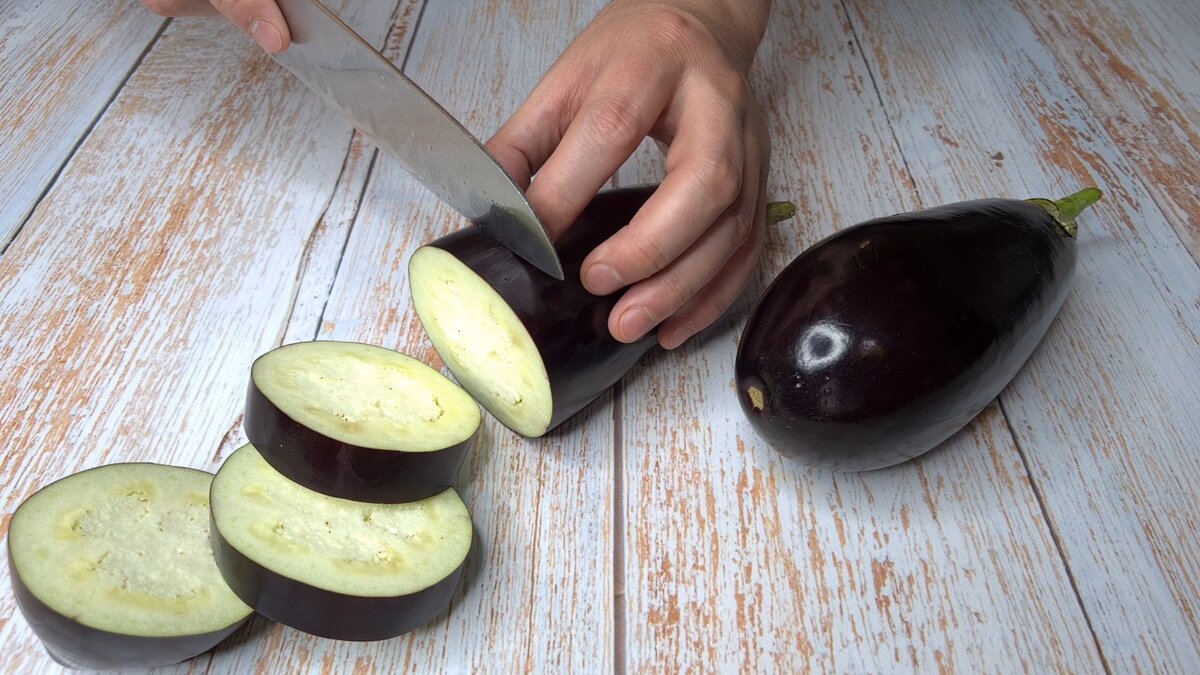 Баклажаны с ветчиной и овощами на сковороде - так вкусно, что не оторваться  (рецепт с видео) | Multipovar | Дзен