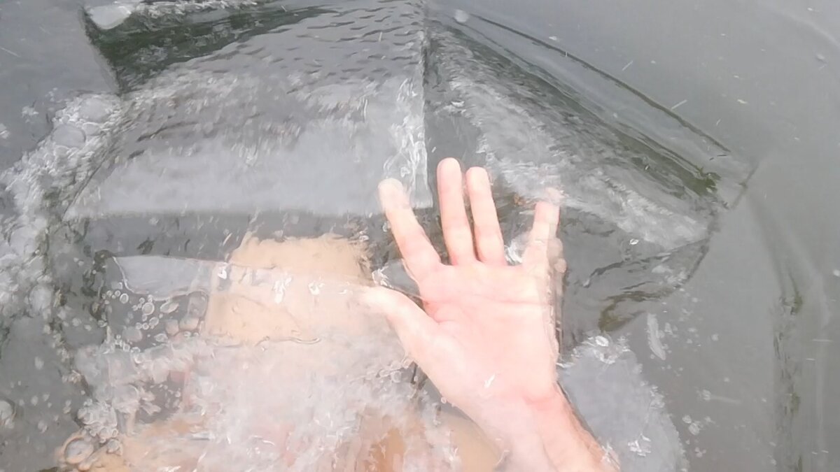 Картинка чисто для заставки, ломаю лёд