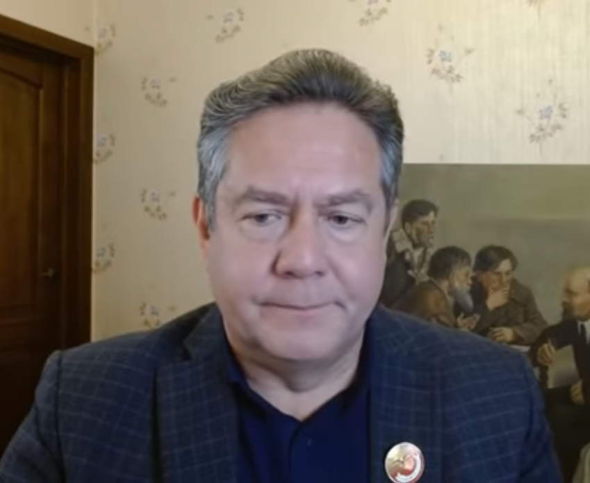 Николай Николаевич отвечает на вопросы. Скриншот передачи.