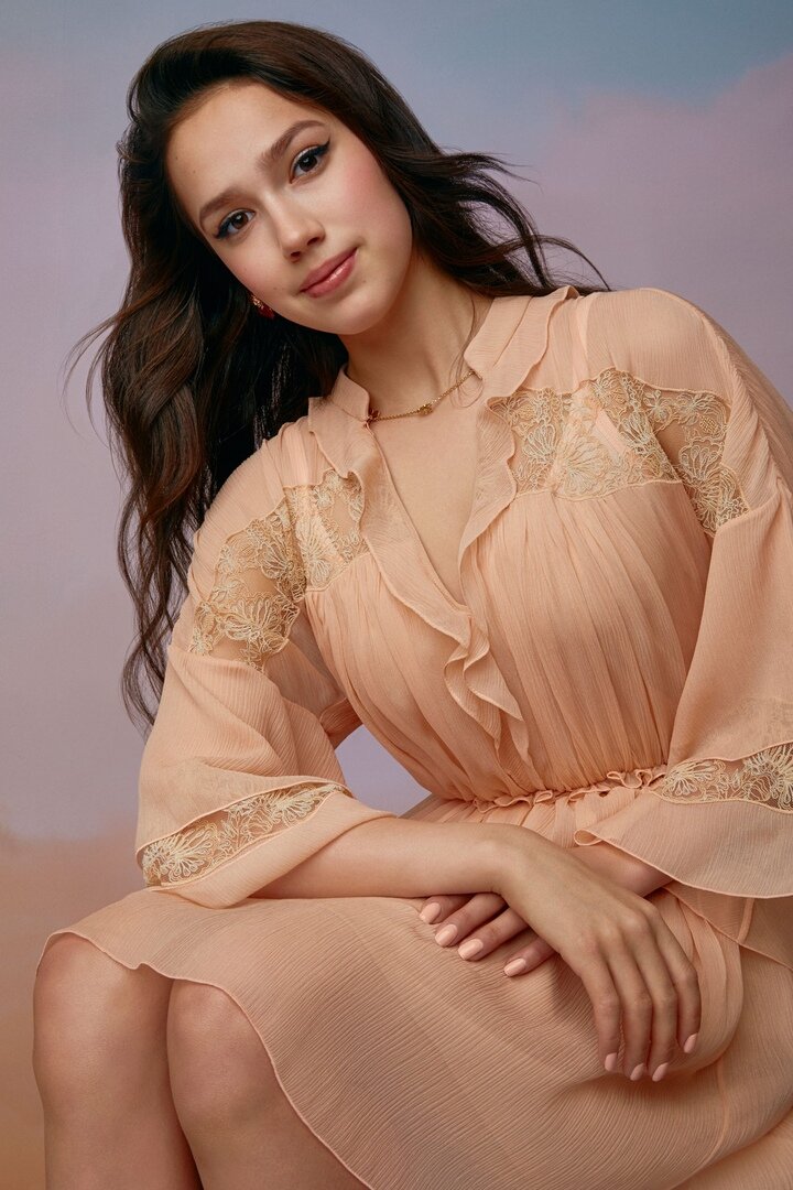 Алина Загитова 