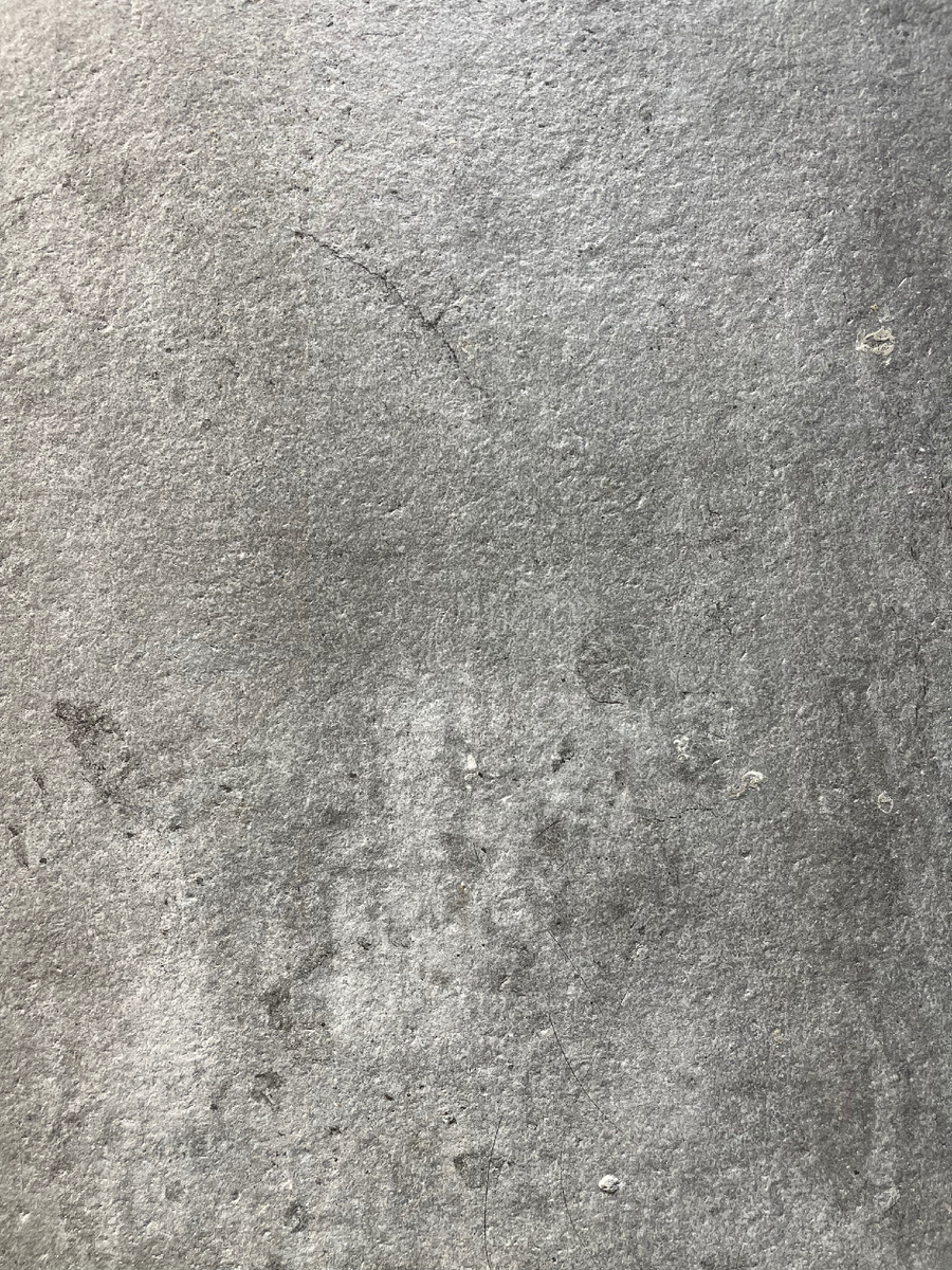 Отличный бетон, например.