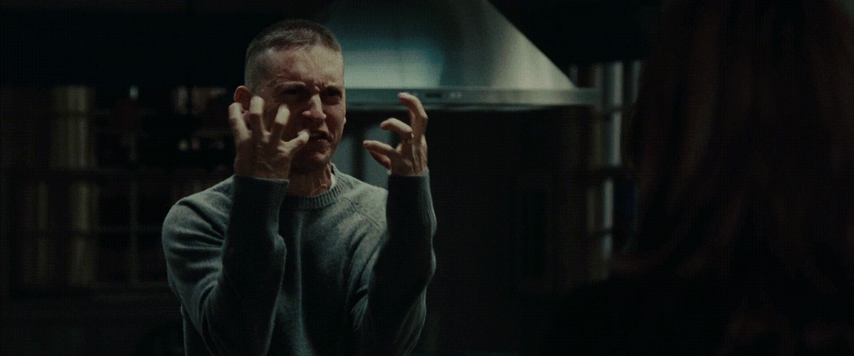 Момент из фильма "Братья"