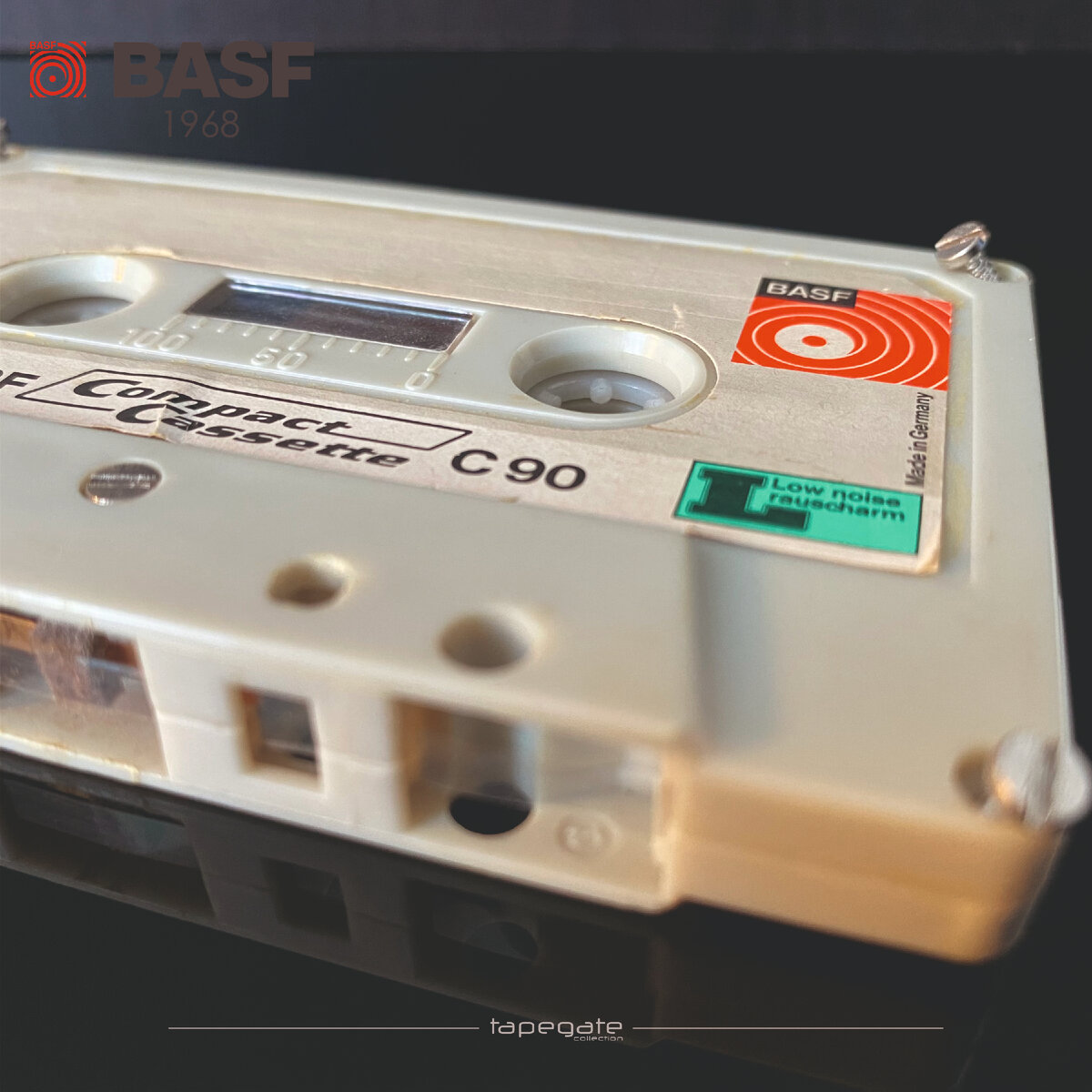 Винтики по "шлиц", нравятся мне такие!)