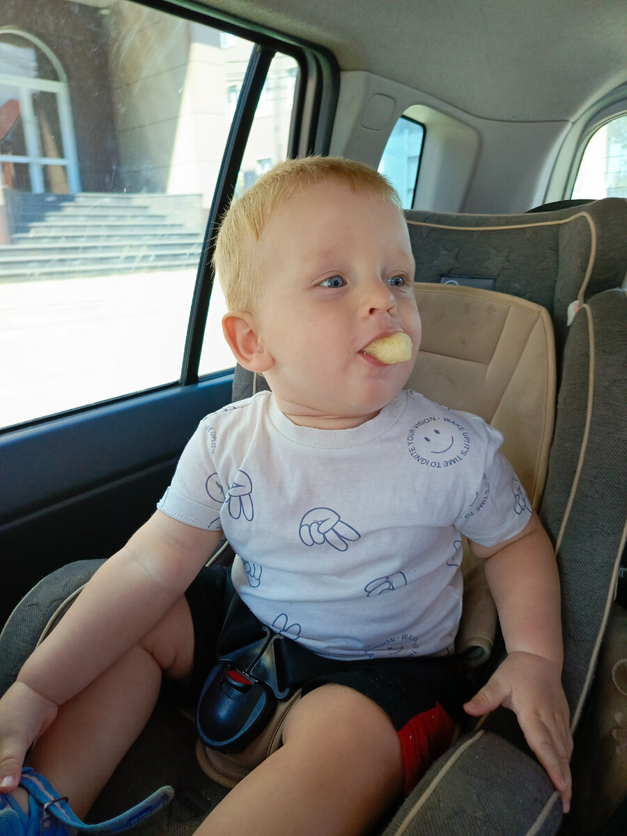 Кукурузные палочки ест. 