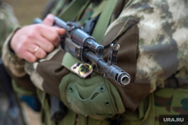    Боец из ДНР Владимир, потерявший в бою стопы, мечтает вернуться в строй