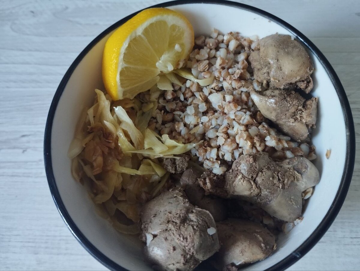 Так наелась, что хватило до конца дня)