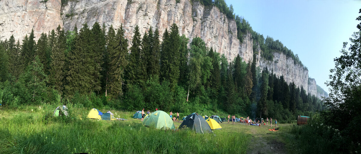 Вся система утёсов Ветлан растянулась на 1750 метров