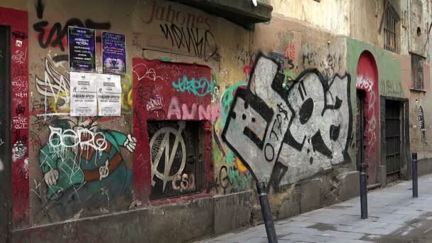 Грязная Барселона, фото из открытых источников