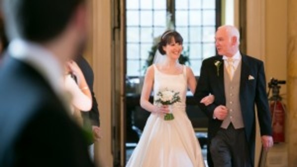 countryhouseweddings.co.uk/2017/10/wedding-traditions-in-england/