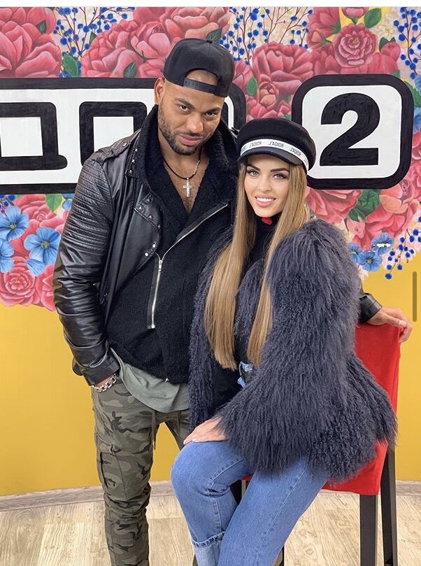 Юлия Ефременкова и Мондезир 