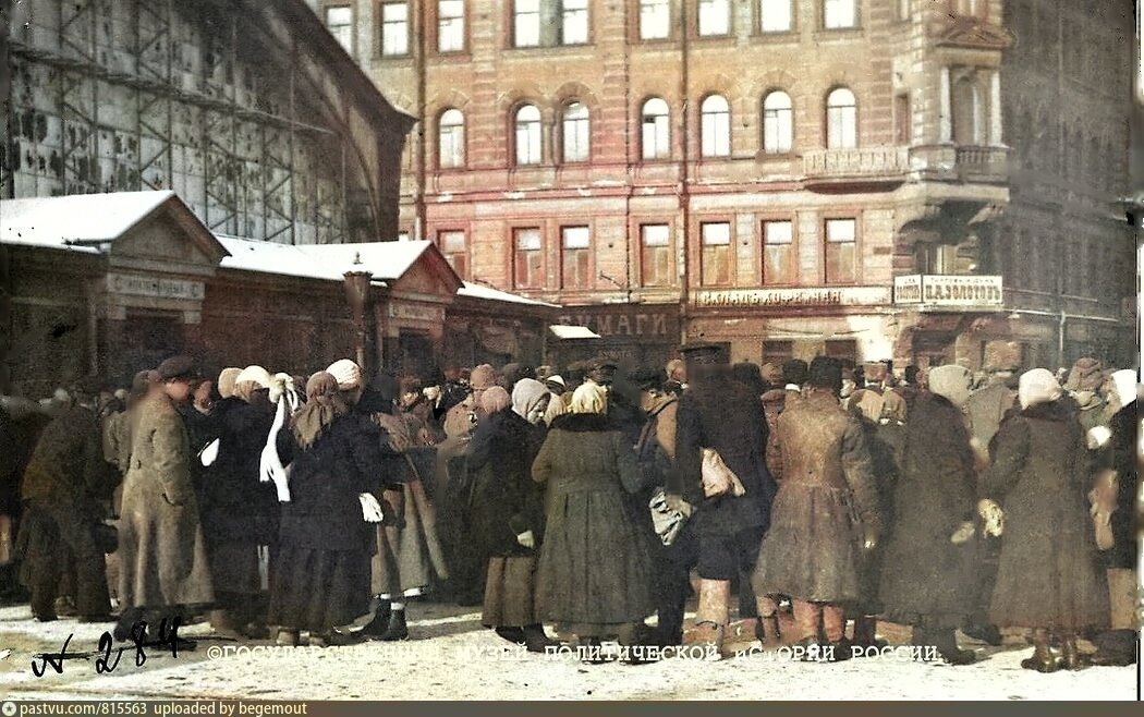 Эксклюзивные цветные фотографии старого Петербурга - публикуются впервые