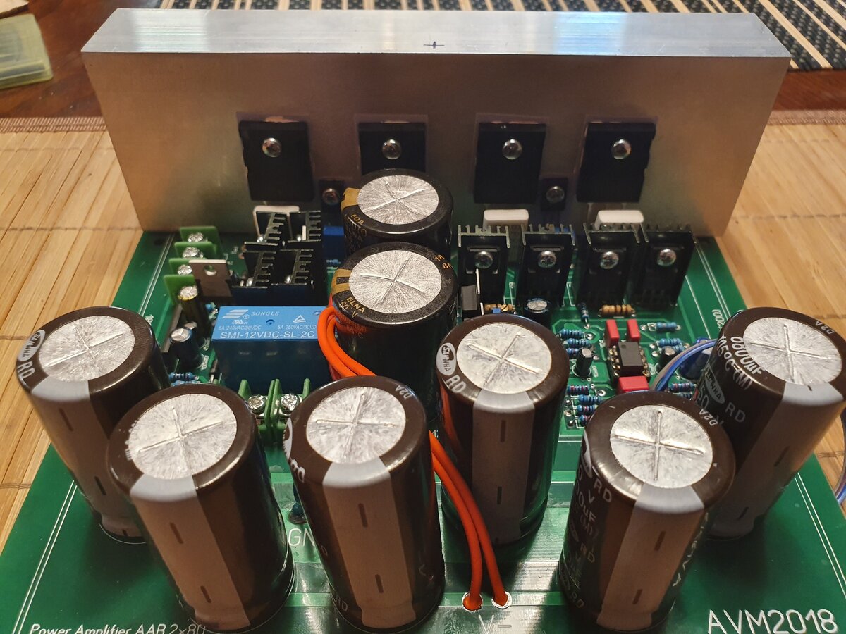 Усилитель низкой частоты в сборе.