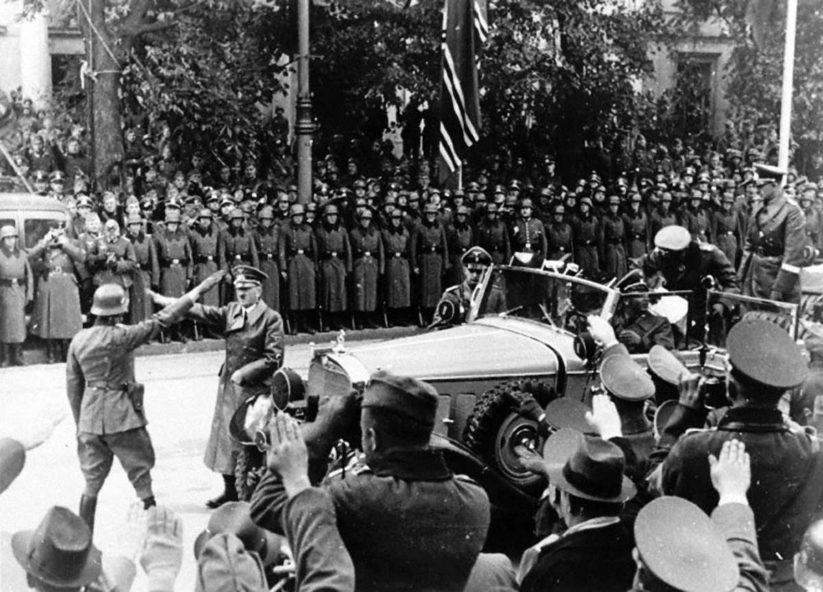 Германия 1939 год сентябрь. Германские войска в Польше 1939. Вторжение в Польшу 1939 Германия. Немецкие войска в Варшаве, сентябрь 1939 года.